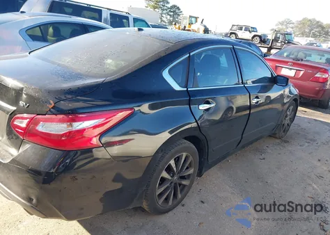 2016 Nissan Altima 2.5 Sv z USA, uszkodzony, nr VIN 1N4AL3AP4GC115451